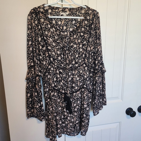 Revolve La Palma Dress by Amuse Society - Picture 6 of 16